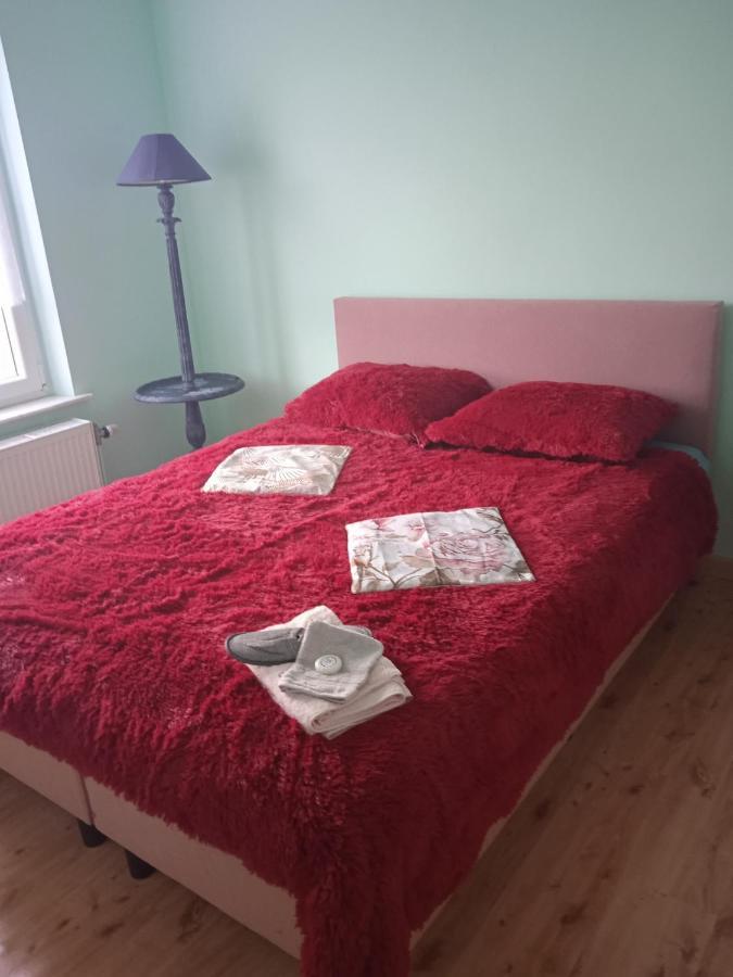 Sweet Home 2 Шарлеруа Екстер'єр фото